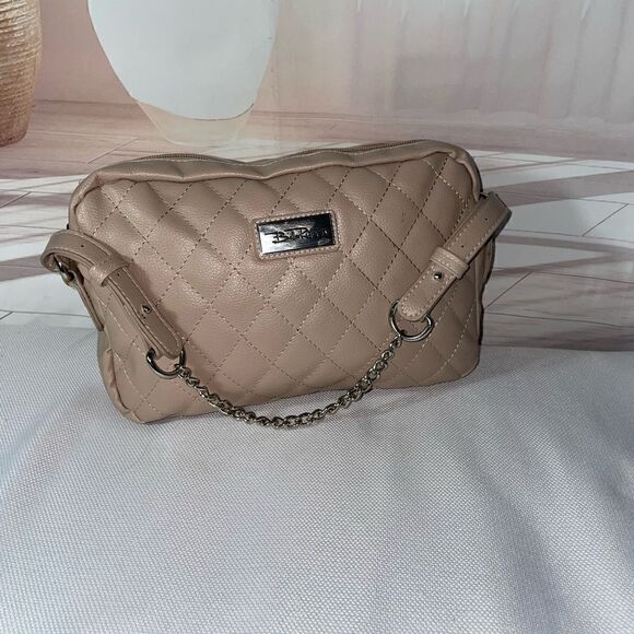 NEW🎉 Bella Russo Quilted Diamond Stitch Handbag Small - Picture 1 of 11